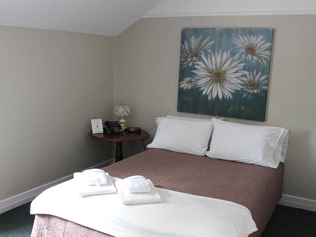 Hotel Auberge Michel Doyon ควิเบกซิตี้ ภายนอก รูปภาพ